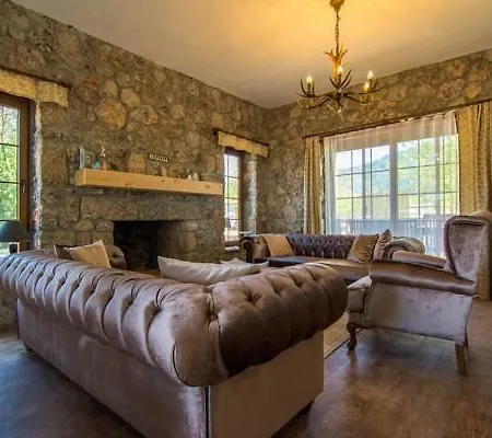 Stone House 빌라 페티예